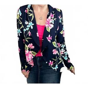 NEW HEIMISH USA stretchy floral figure flattering blazer in navy
